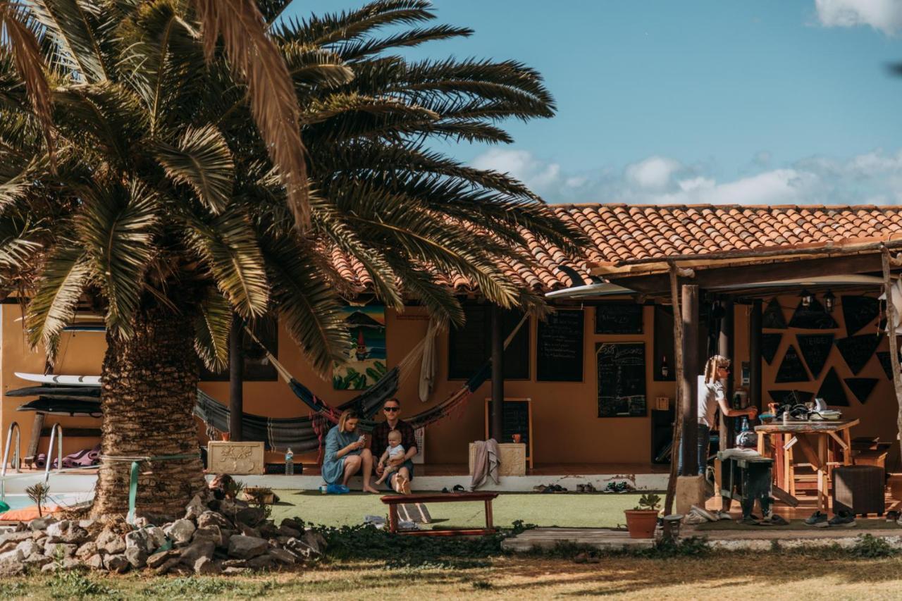 Surf House Hostel กาเยาซัลวาเค ภายนอก รูปภาพ