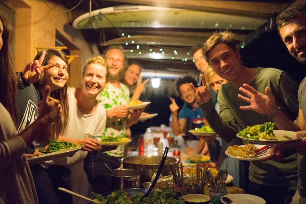 Surf House Hostel กาเยาซัลวาเค ภายนอก รูปภาพ